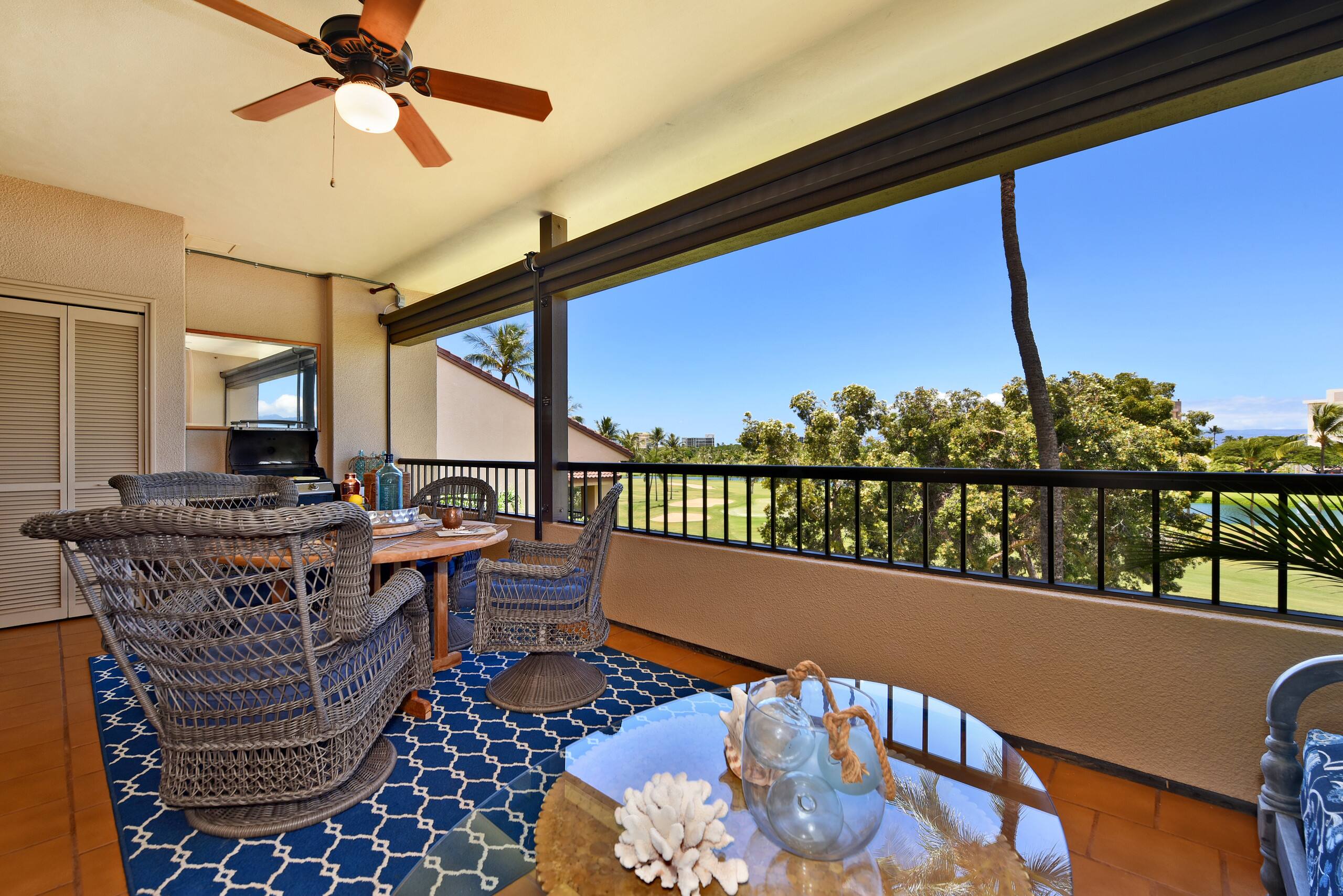 Condo in Lahaina · ★4.47 · 2 bedrooms · 2 beds · 2 baths - Image 32