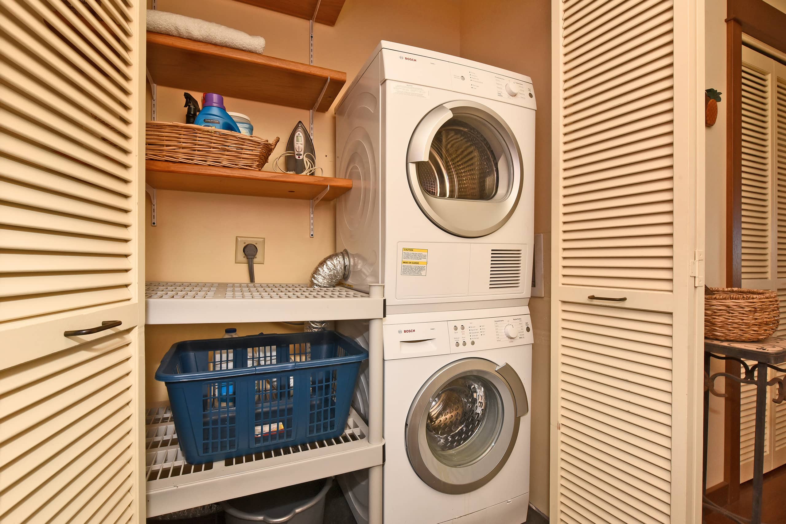 Condo in Lahaina · ★4.47 · 2 bedrooms · 2 beds · 2 baths - Image 37