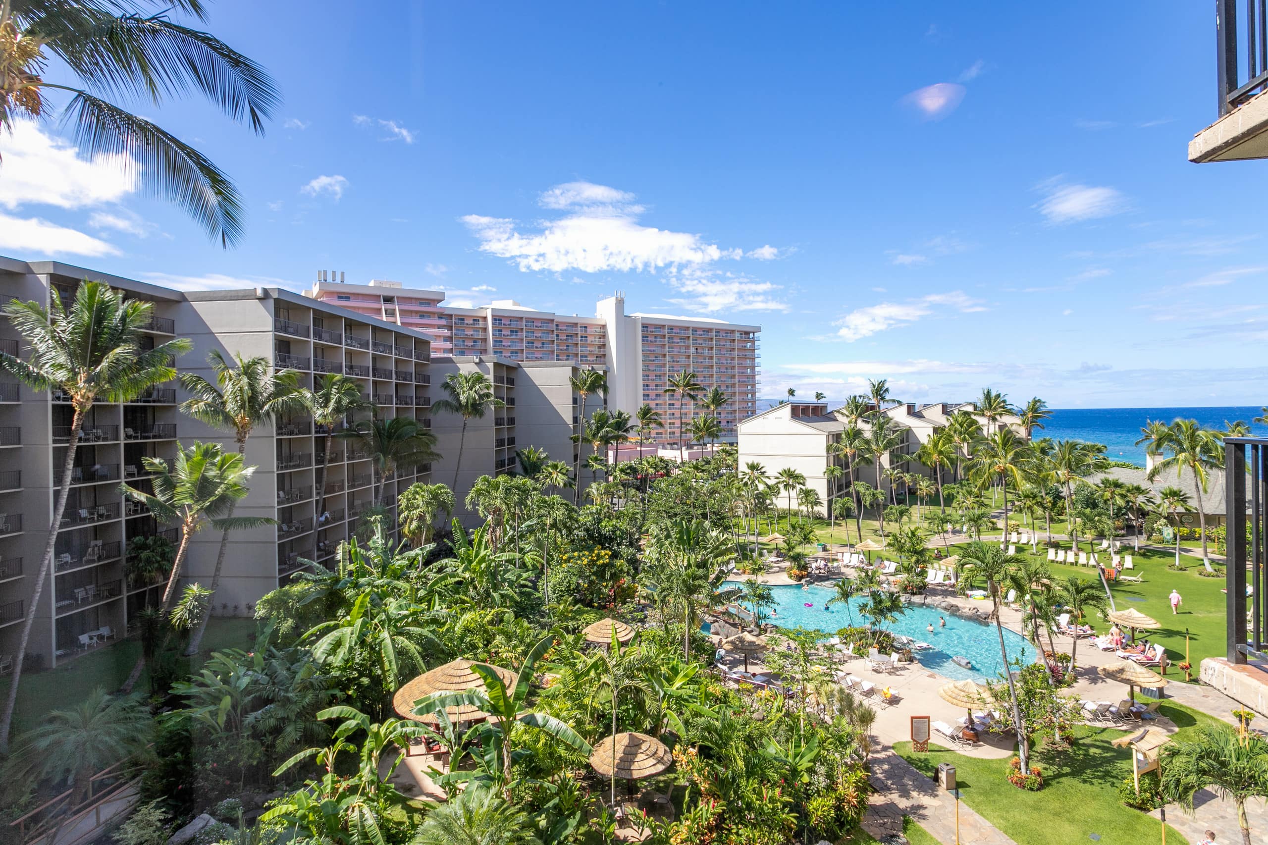 Condo in Lahaina · ★5.0 · 1 bedroom · 2 beds · 1 shared bath - Image 2