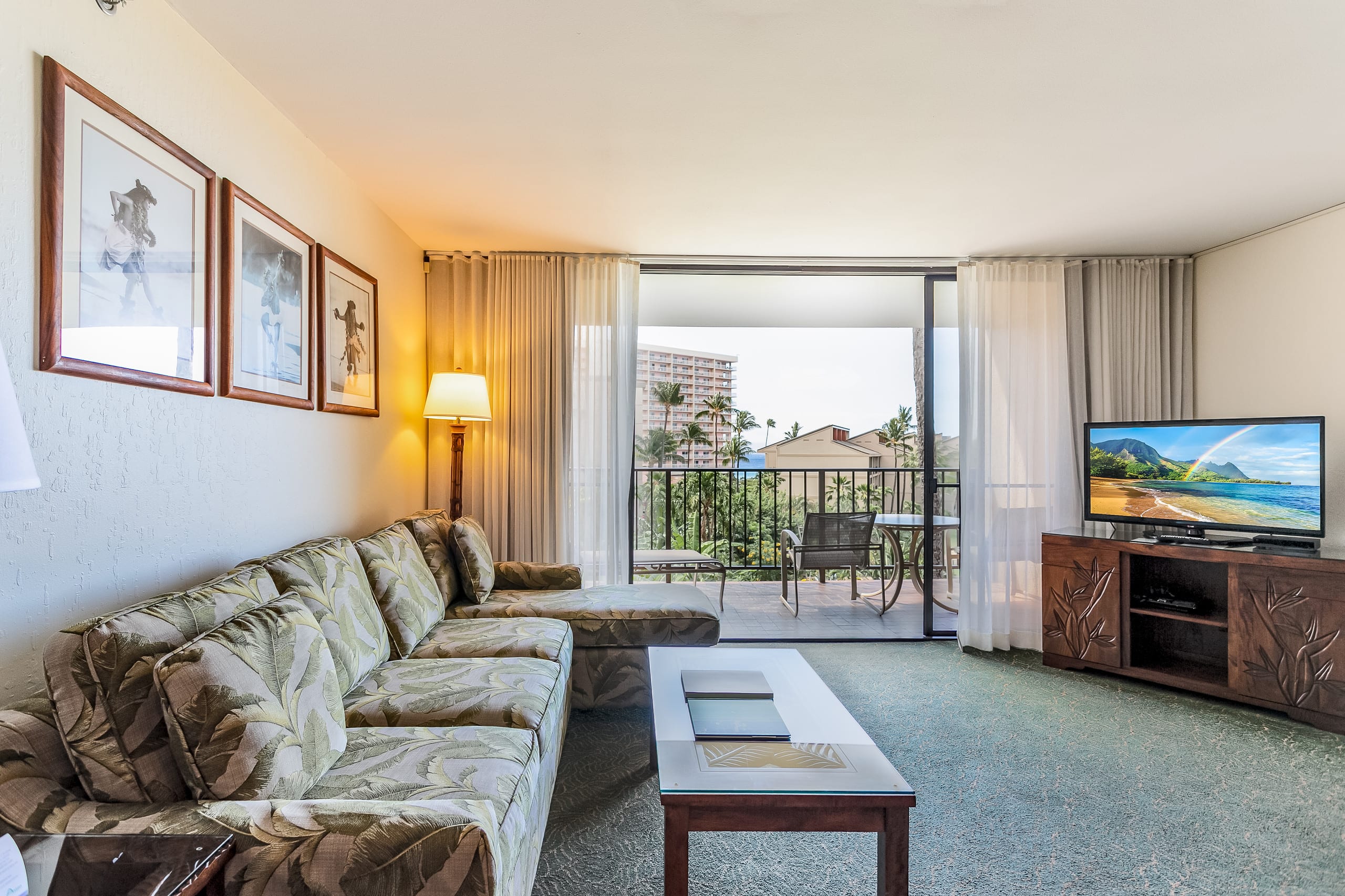 Condo in Lahaina · ★4.82 · 2 bedrooms · 4 beds · 2 shared baths - Image 7