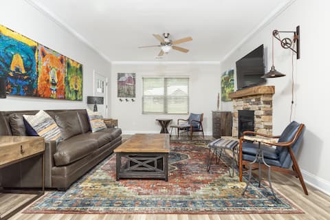 Top performing Airbnb: Smoky Mountain Retreat with Breathtaking Views in Townsend