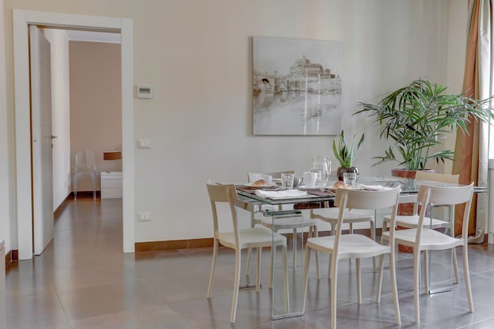 Colosseo Gardens – C6 gallery image 3