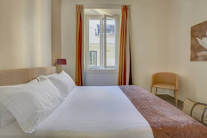 Colosseo Gardens – C12 gallery image 5