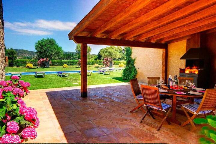 Mas dels Avis “Tipica Masia Catalana” gallery image 5