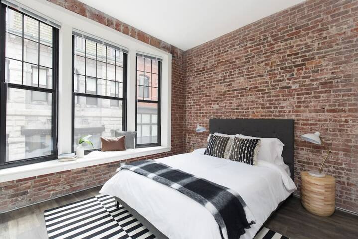 Large Loft Steps From Boston Common | Short Stays gallery image 2