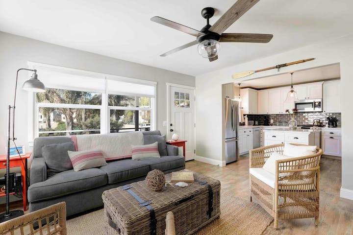 The Lucky One Historic Avila Beach Cottage Just St - Avila Beach, CA