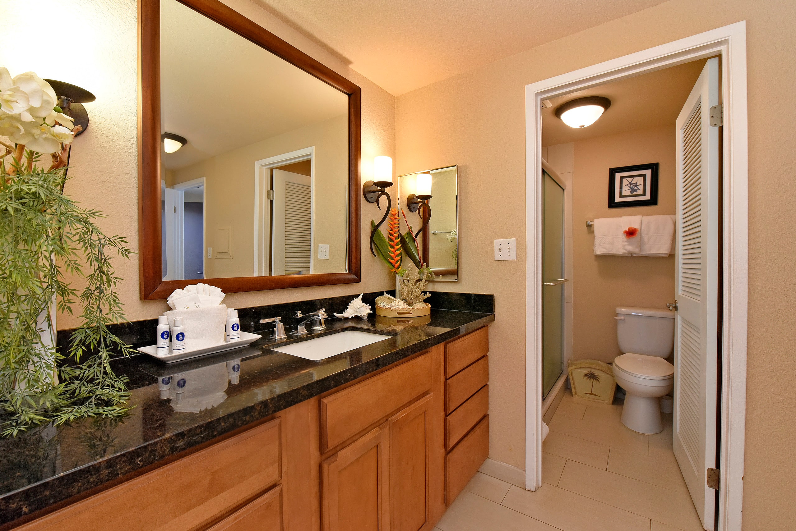 Condo in Lahaina · ★4.87 · 2 bedrooms · 3 beds · 2 baths - Image 19