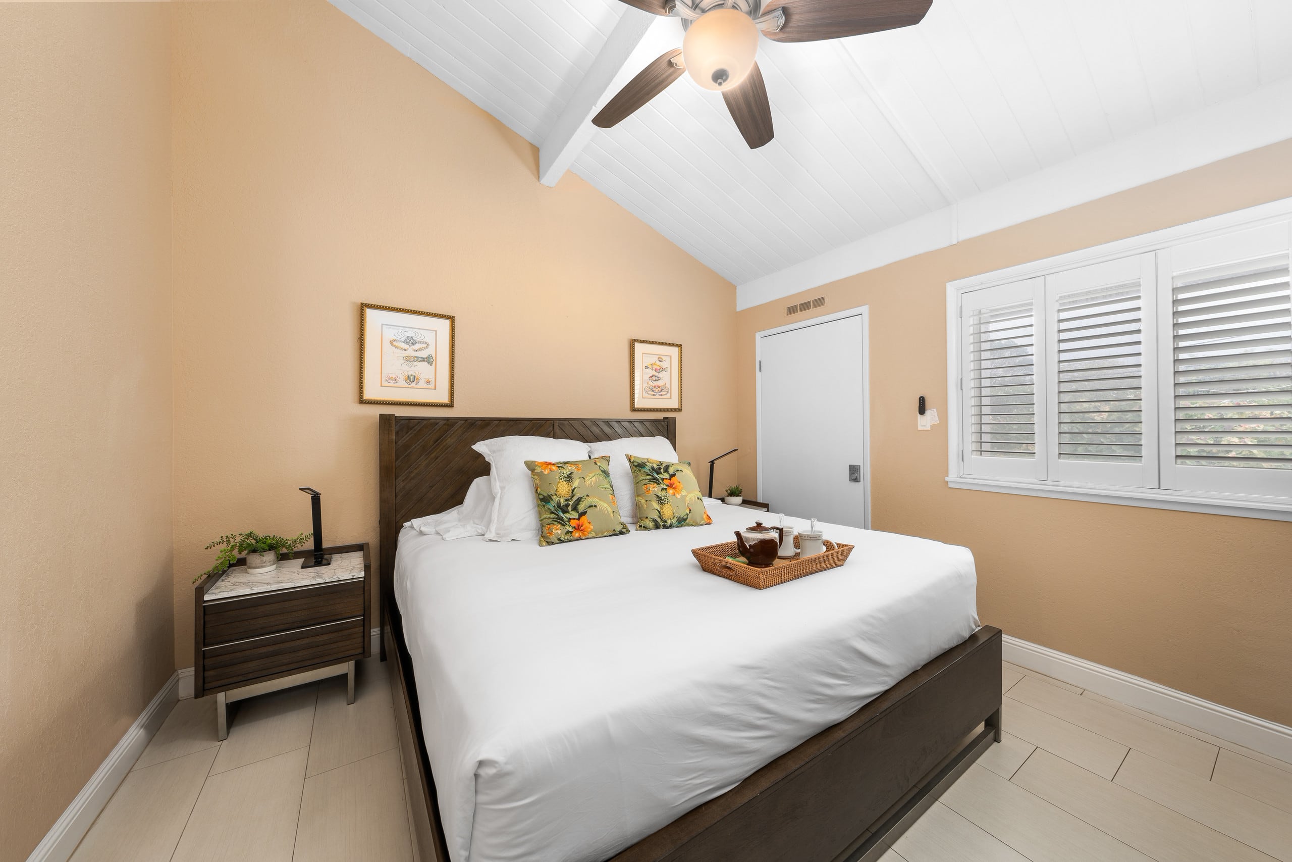 Condo in Lahaina · ★4.87 · 2 bedrooms · 3 beds · 2 baths - Image 15