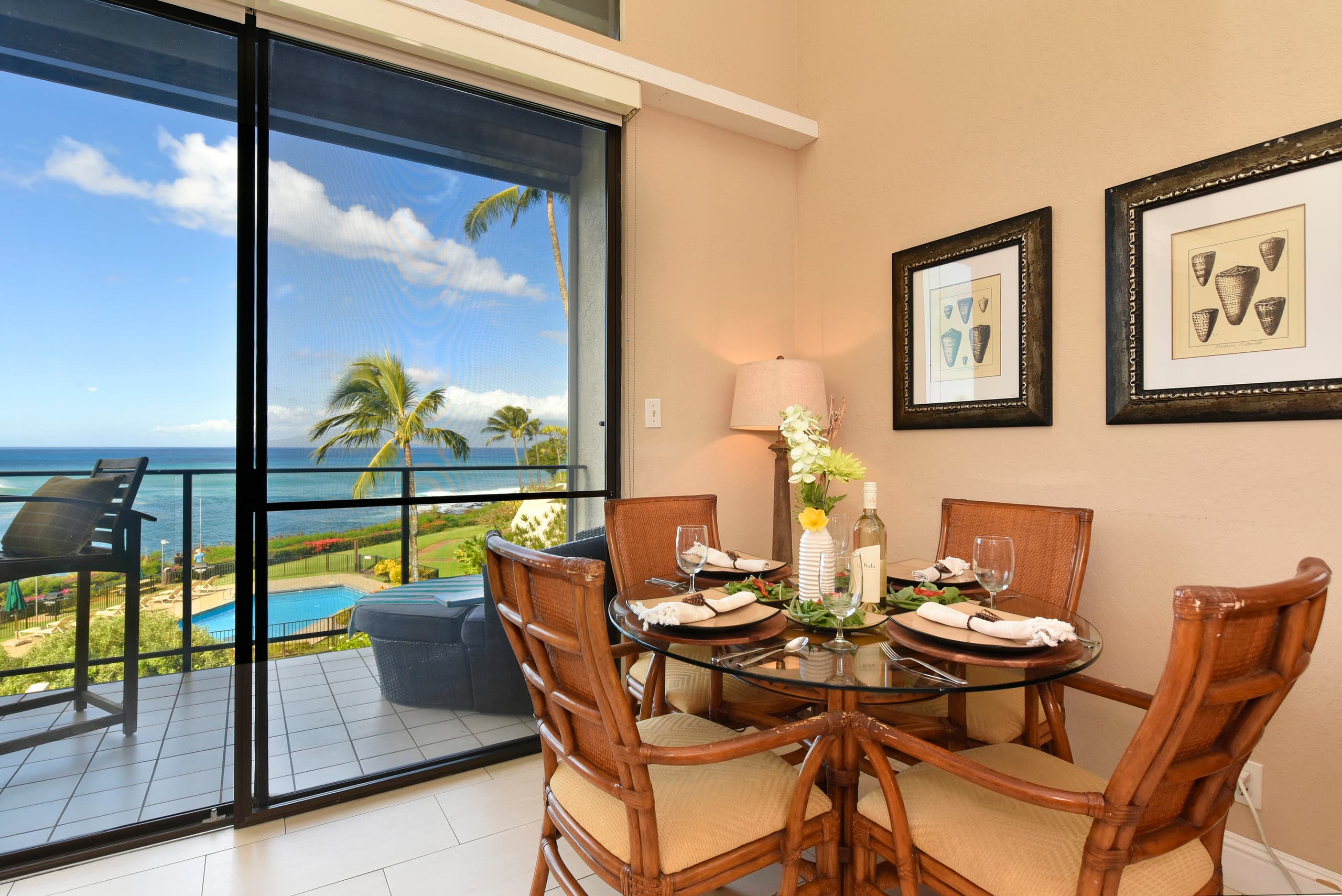 Condo in Lahaina · ★4.87 · 2 bedrooms · 3 beds · 2 baths - Image 11