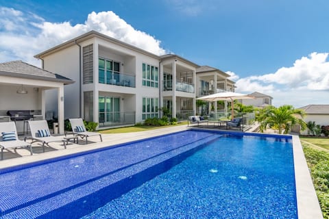 Jade Stylish amenities, luxury, ocean views!