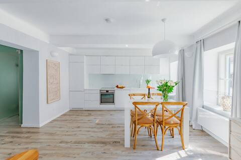 Deluxe Apartment with two Bedrooms in the