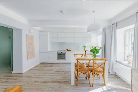 Deluxe Apartment with two Bedrooms in the