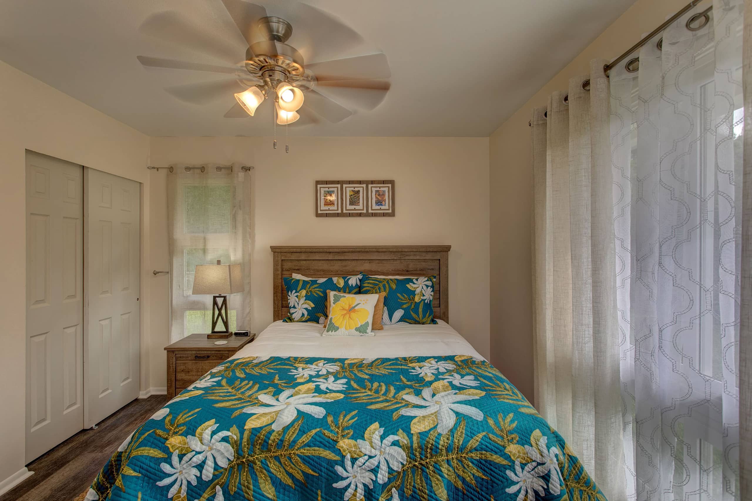 Home in Hilo · ★4.7 · 3 bedrooms · 3 beds · 2 shared baths - Image 19