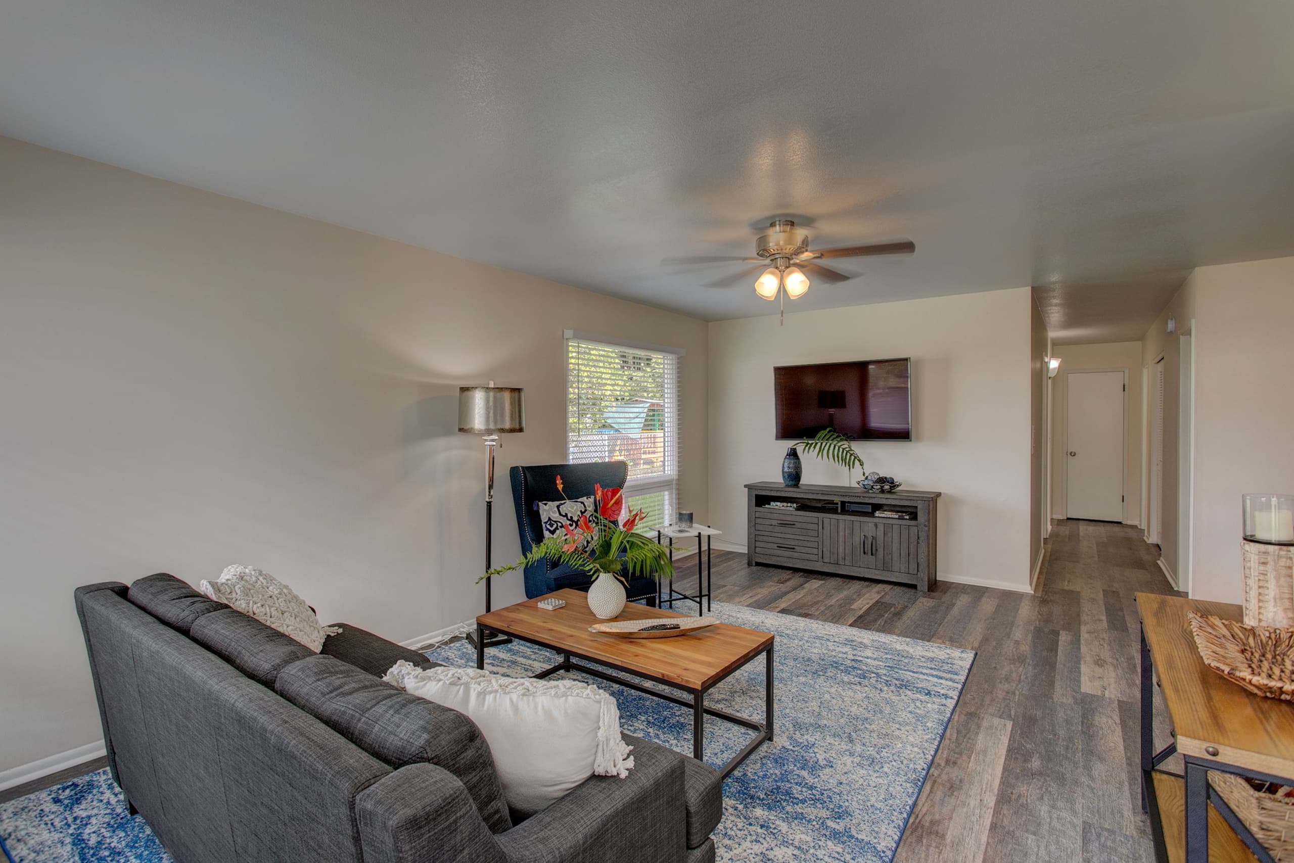 Home in Hilo · ★4.7 · 3 bedrooms · 3 beds · 2 shared baths - Image 4