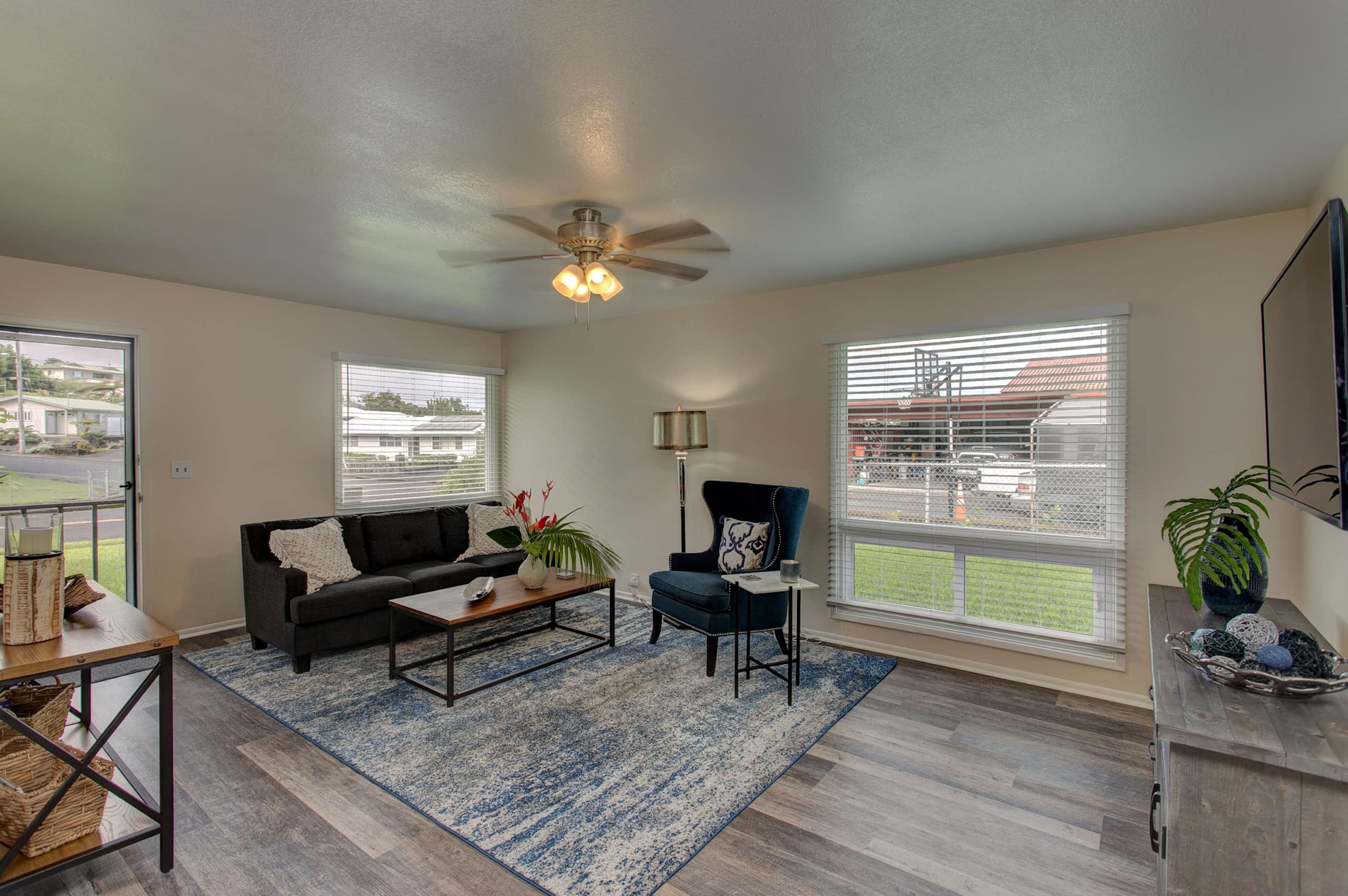 Home in Hilo · ★4.7 · 3 bedrooms · 3 beds · 2 shared baths - Image 3