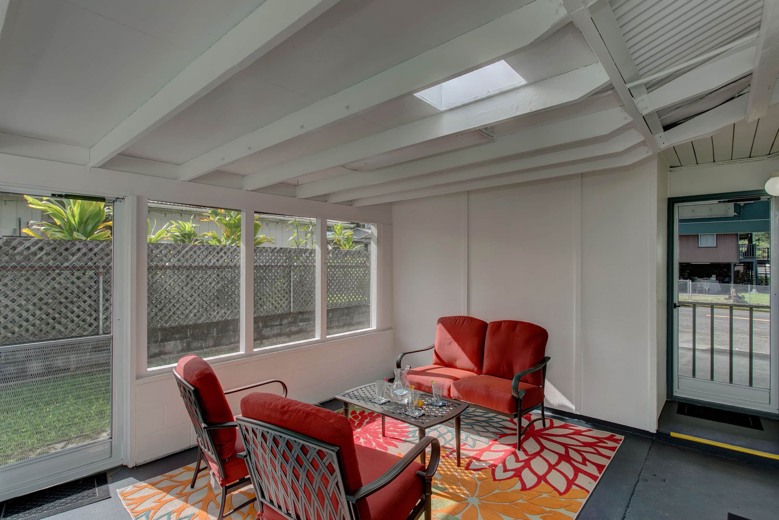 Home in Hilo · ★4.7 · 3 bedrooms · 3 beds · 2 shared baths - Image 13