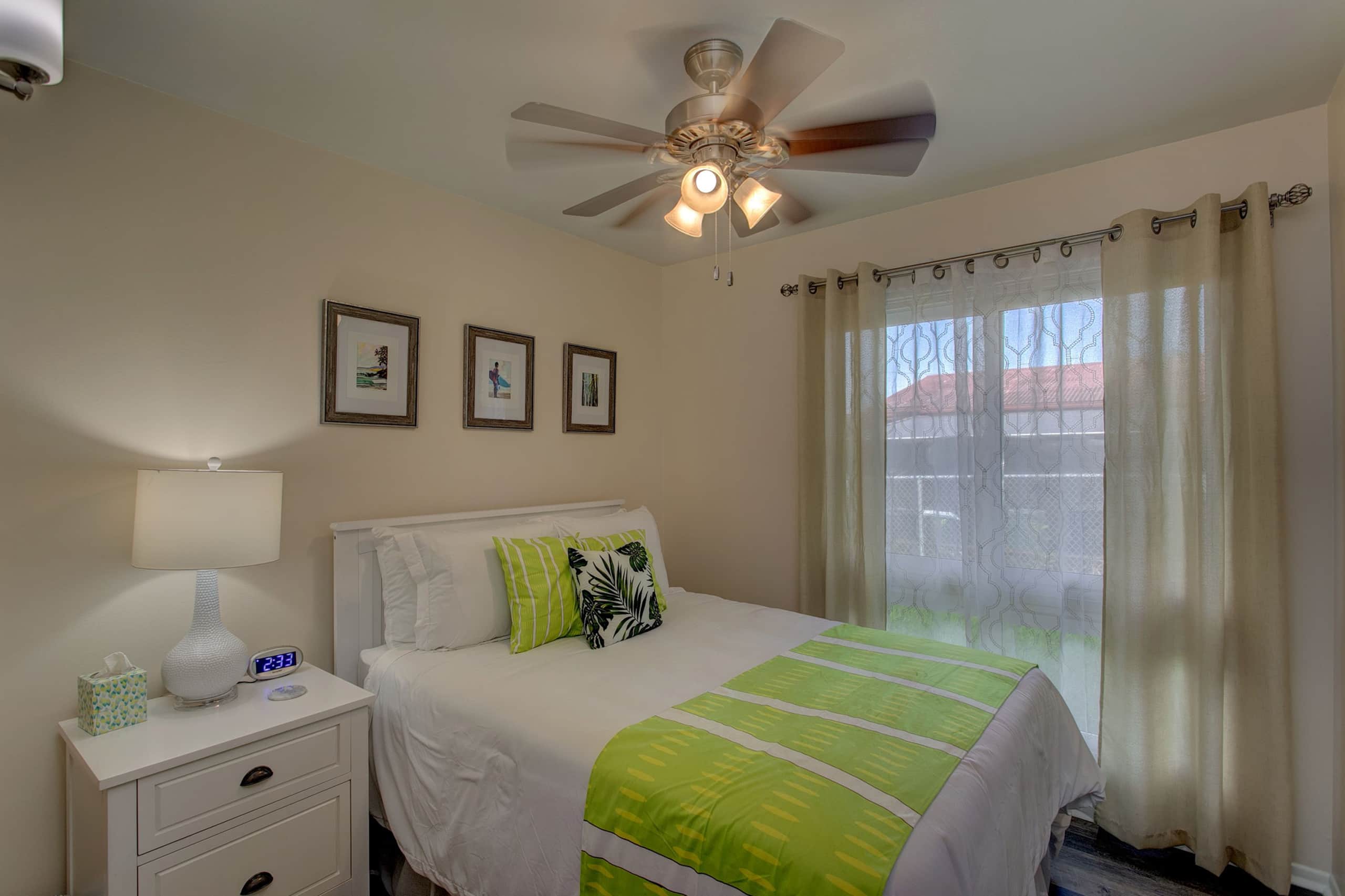 Home in Hilo · ★4.7 · 3 bedrooms · 3 beds · 2 shared baths - Image 14