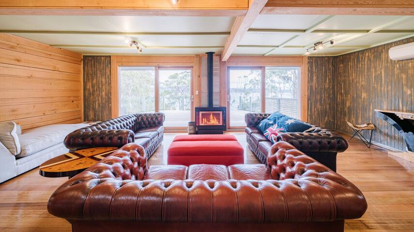 The Pier House – Unique coastal adventure gallery image 4