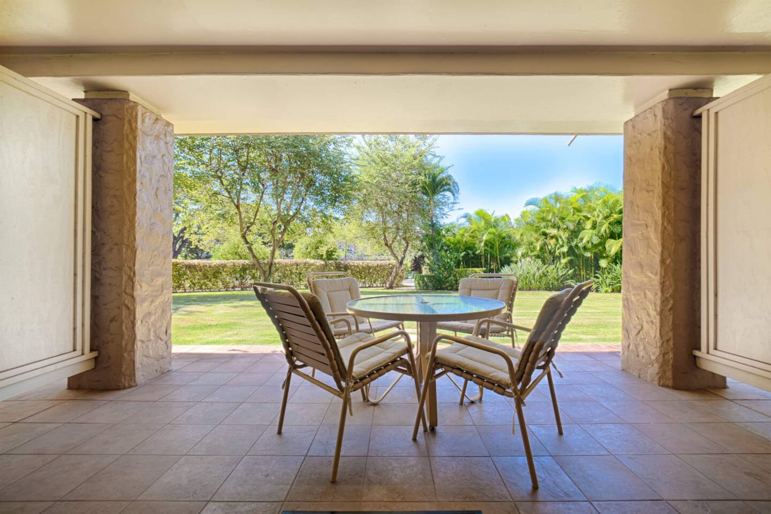 Steps to Kaanapali Beach, garden studio, king bed - Photo 30