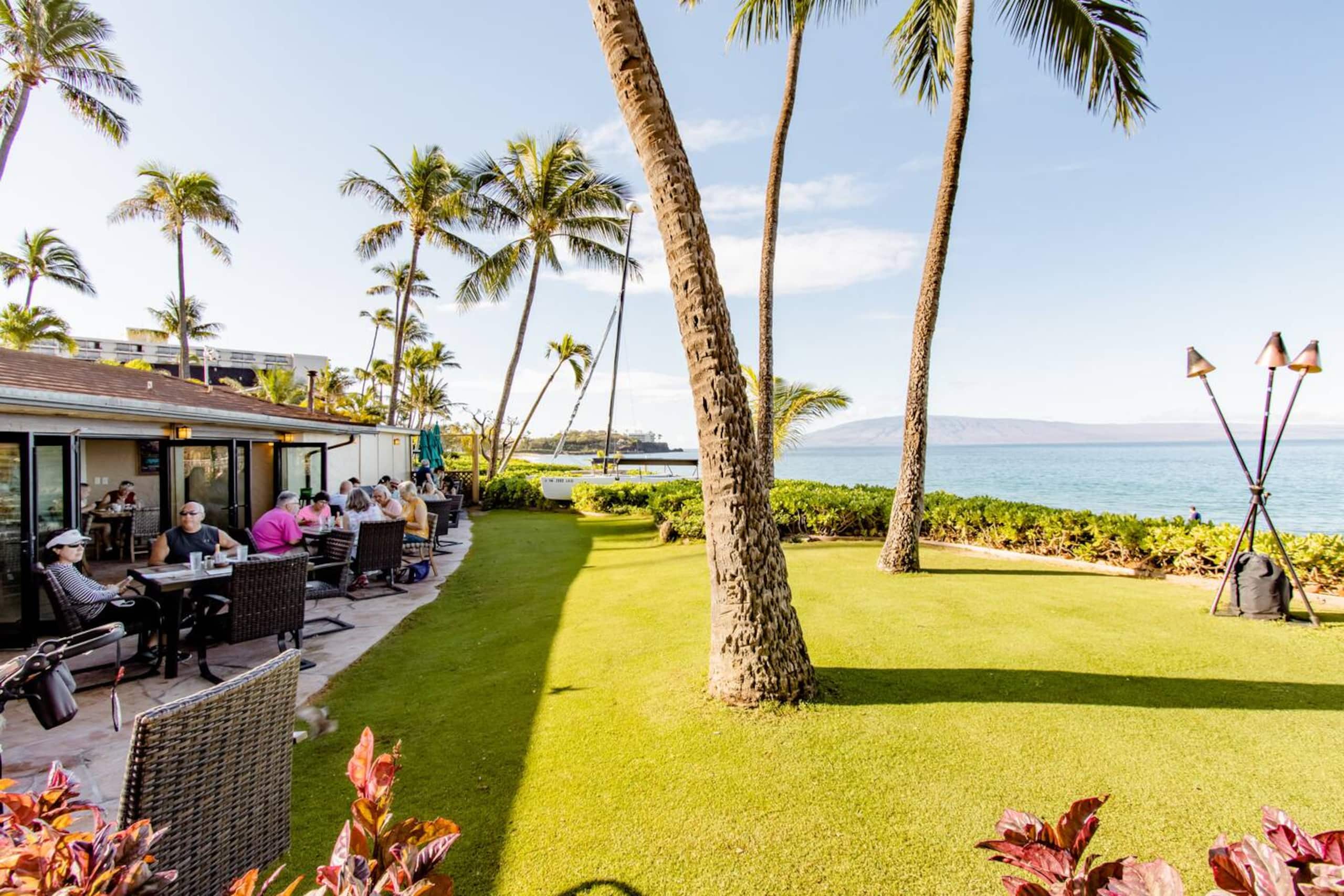 Steps to Kaanapali Beach, garden studio, king bed - Photo 42