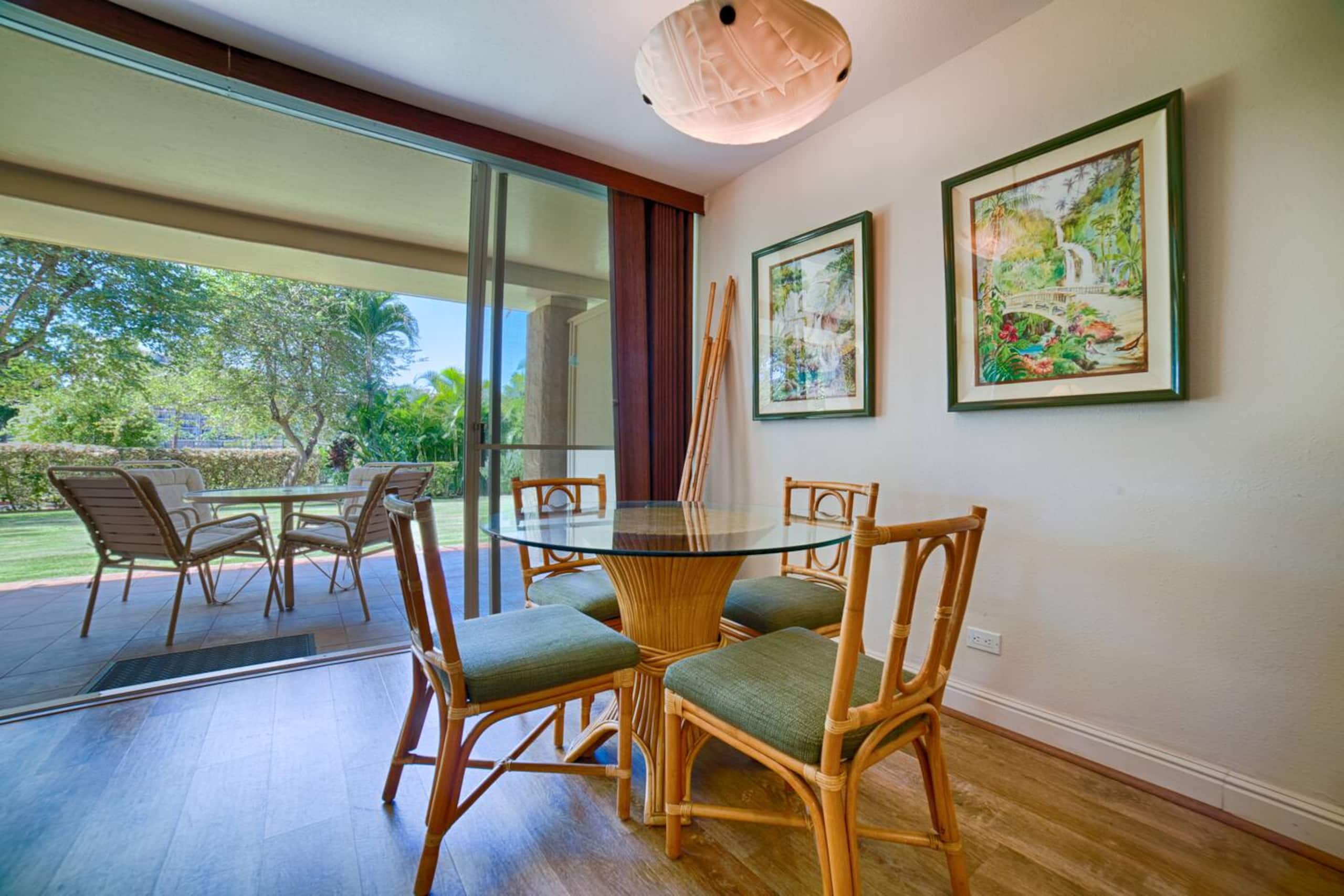 Steps to Kaanapali Beach, garden studio, king bed - Photo 17