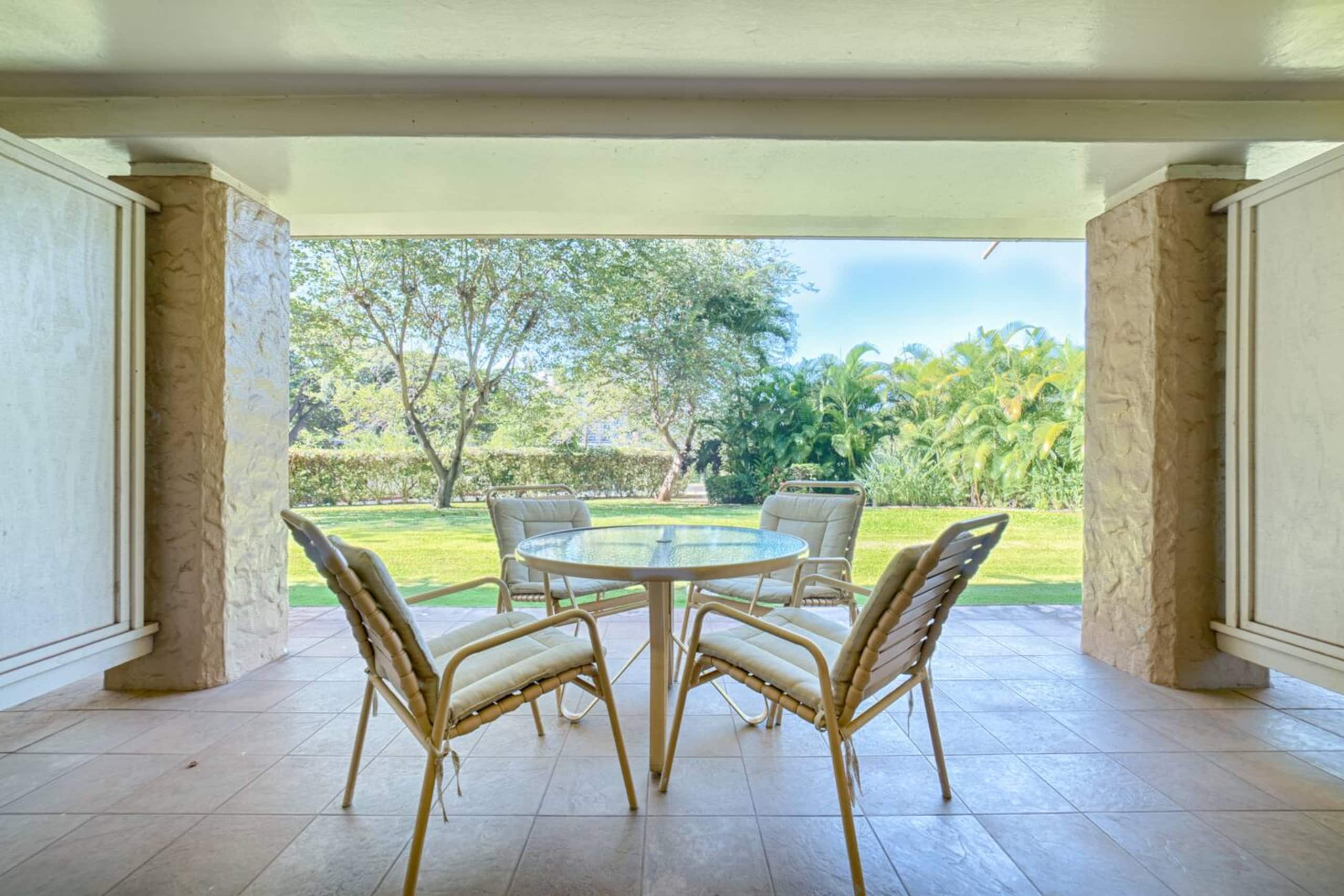 Steps to Kaanapali Beach, garden studio, king bed - Photo 48