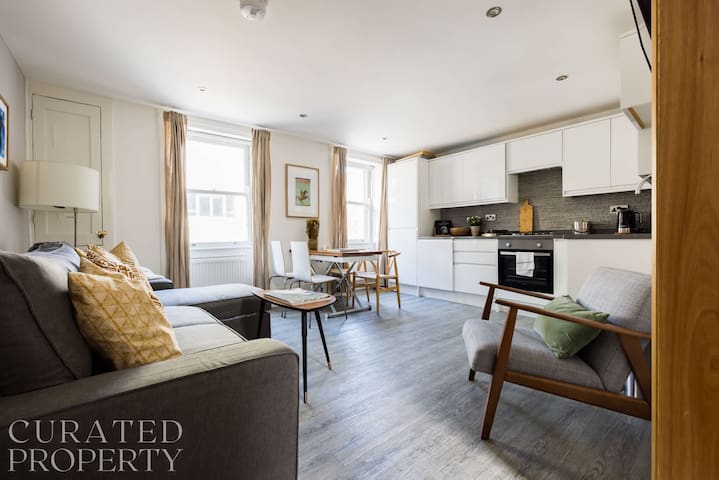 Duplex Apartment near Oxford Street