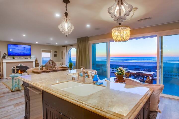 55’ Ocean Front * Exclusive Ground Level Patio gallery image 2