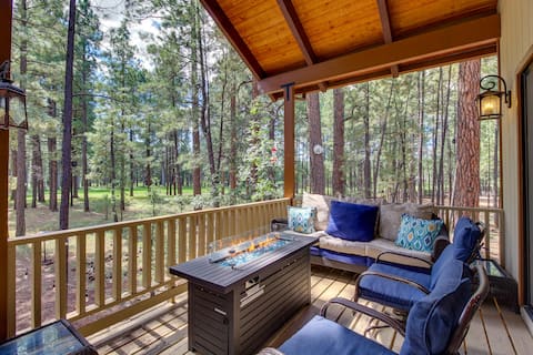 Game Room, Fire Pit, Deck: Remodeled Pinetop Cabin