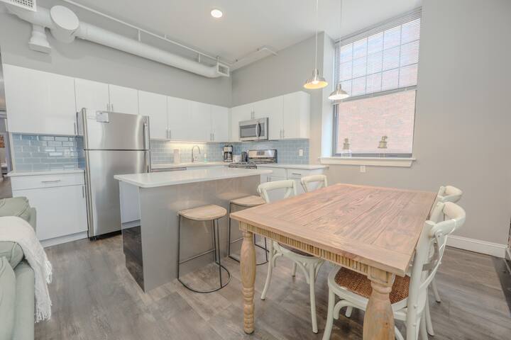 Lavishly Designed Home | With Office | Close to T gallery image 5