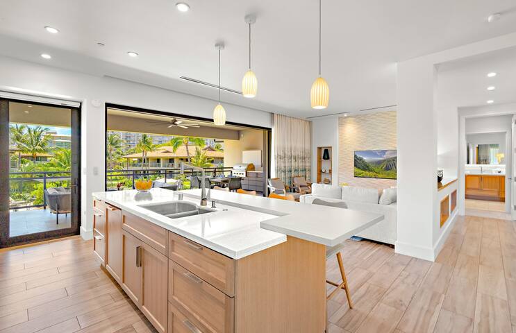 Maui Resort Rentals: Luana Garden Villas 16C gallery image 3