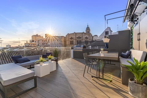Aduana Imperial Penthouse by Living4Malaga