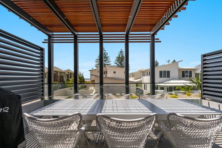 22 South – Lennox Head