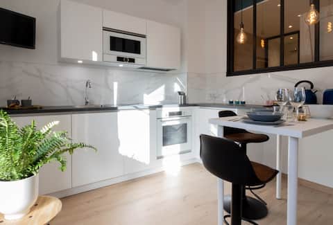 Propriété Airbnb réussie: White diamond calme rue Vaugelas à Annecy