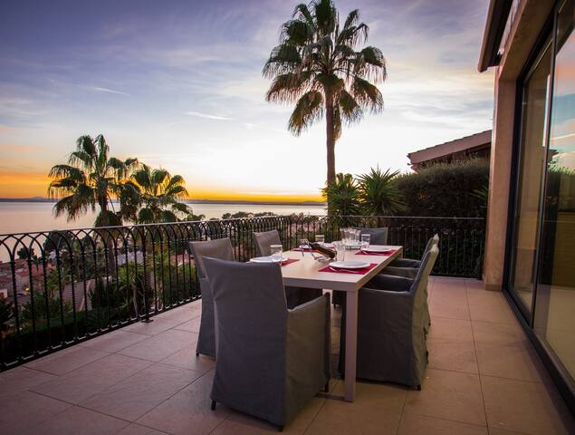 Villa Ca Na Bruixa,con piscina y vistas al mar gallery image 4