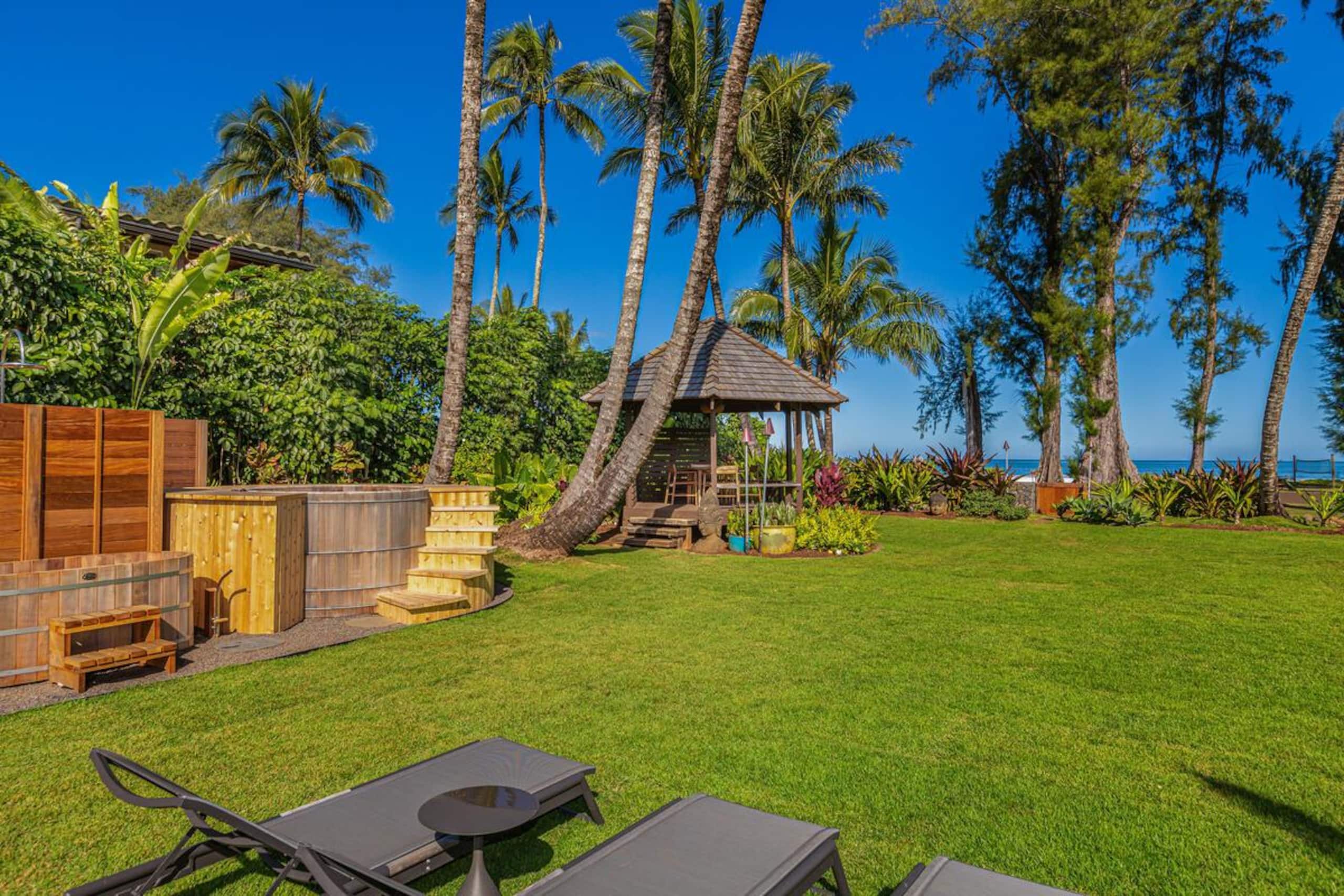 Home in Hanalei · ★5.0 · 2 bedrooms · 4 beds · 2 baths - Image 21