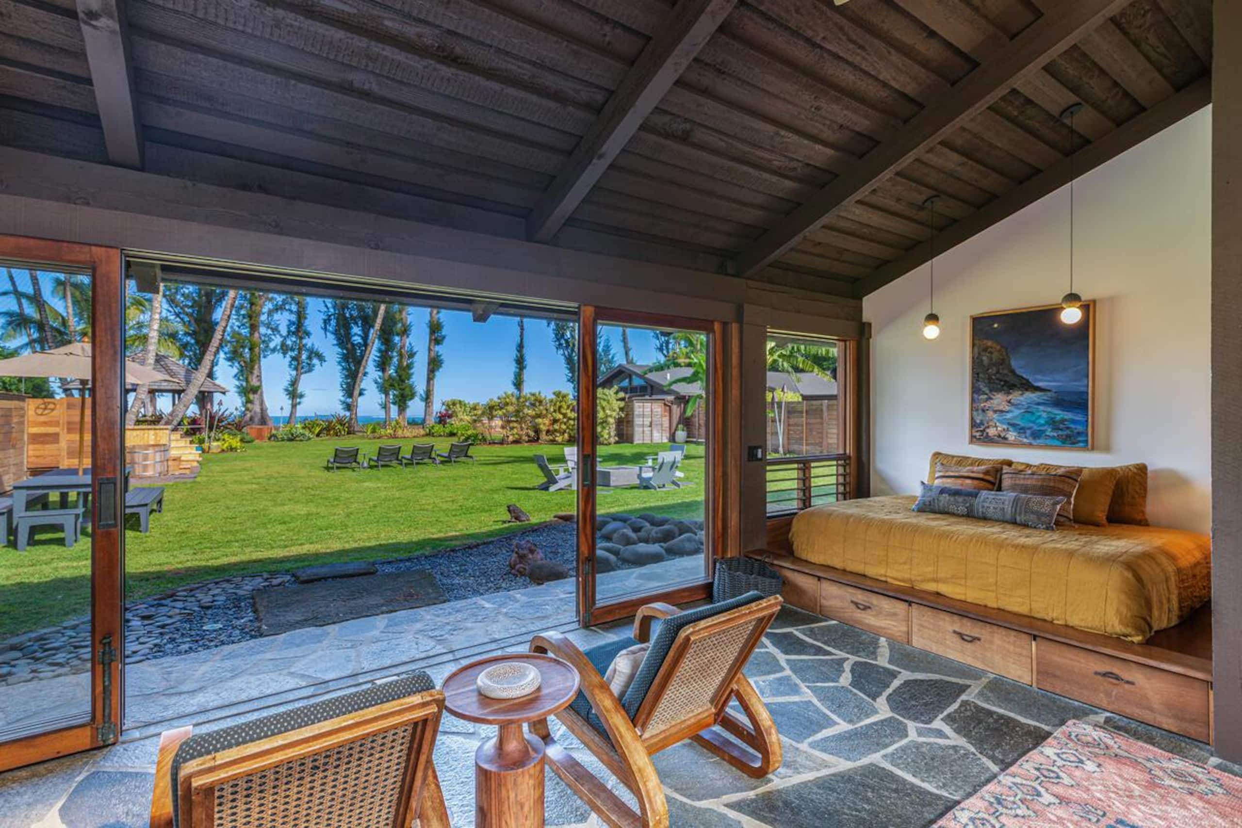 Home in Hanalei · ★5.0 · 2 bedrooms · 4 beds · 2 baths - Image 9