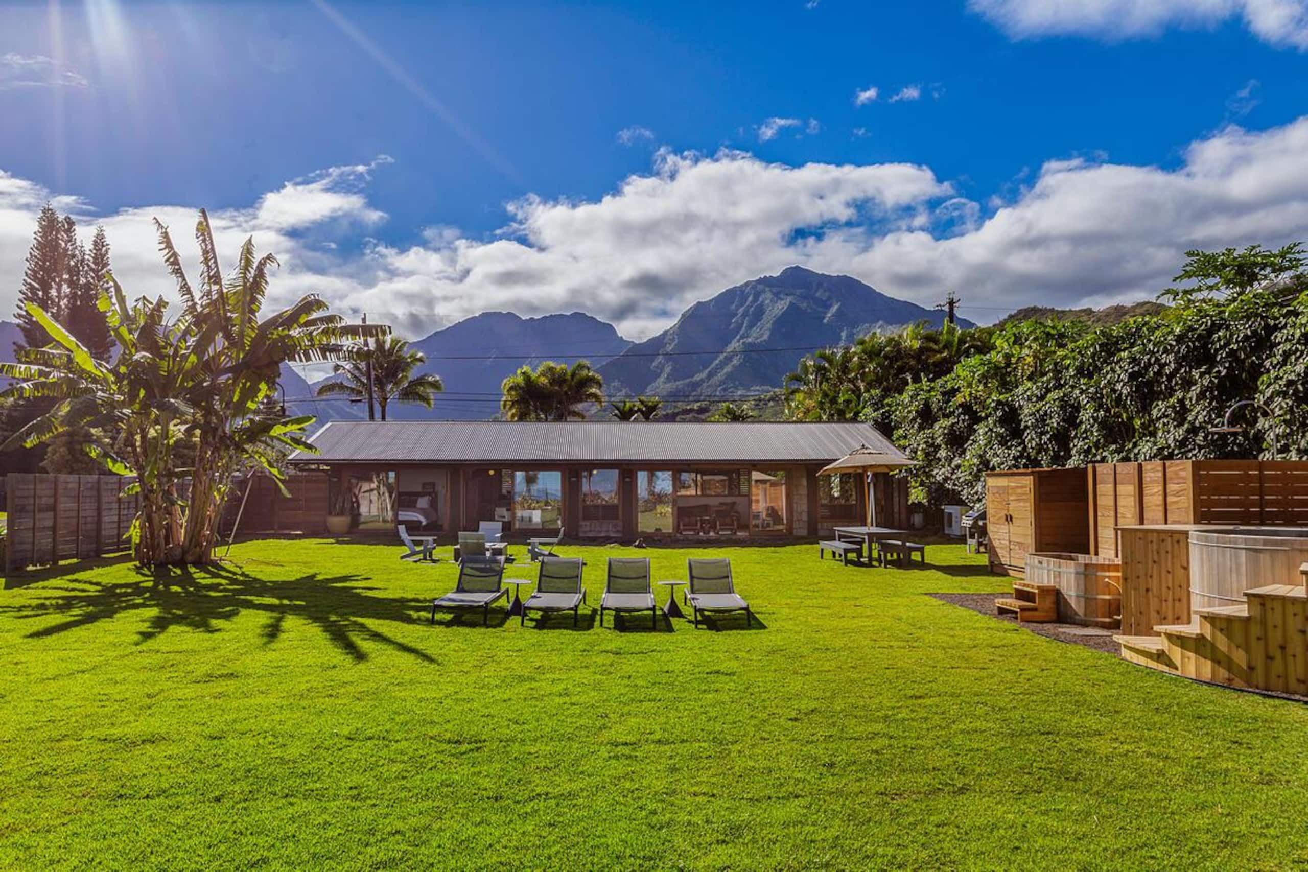 Home in Hanalei · ★5.0 · 2 bedrooms · 4 beds · 2 baths - Image 18