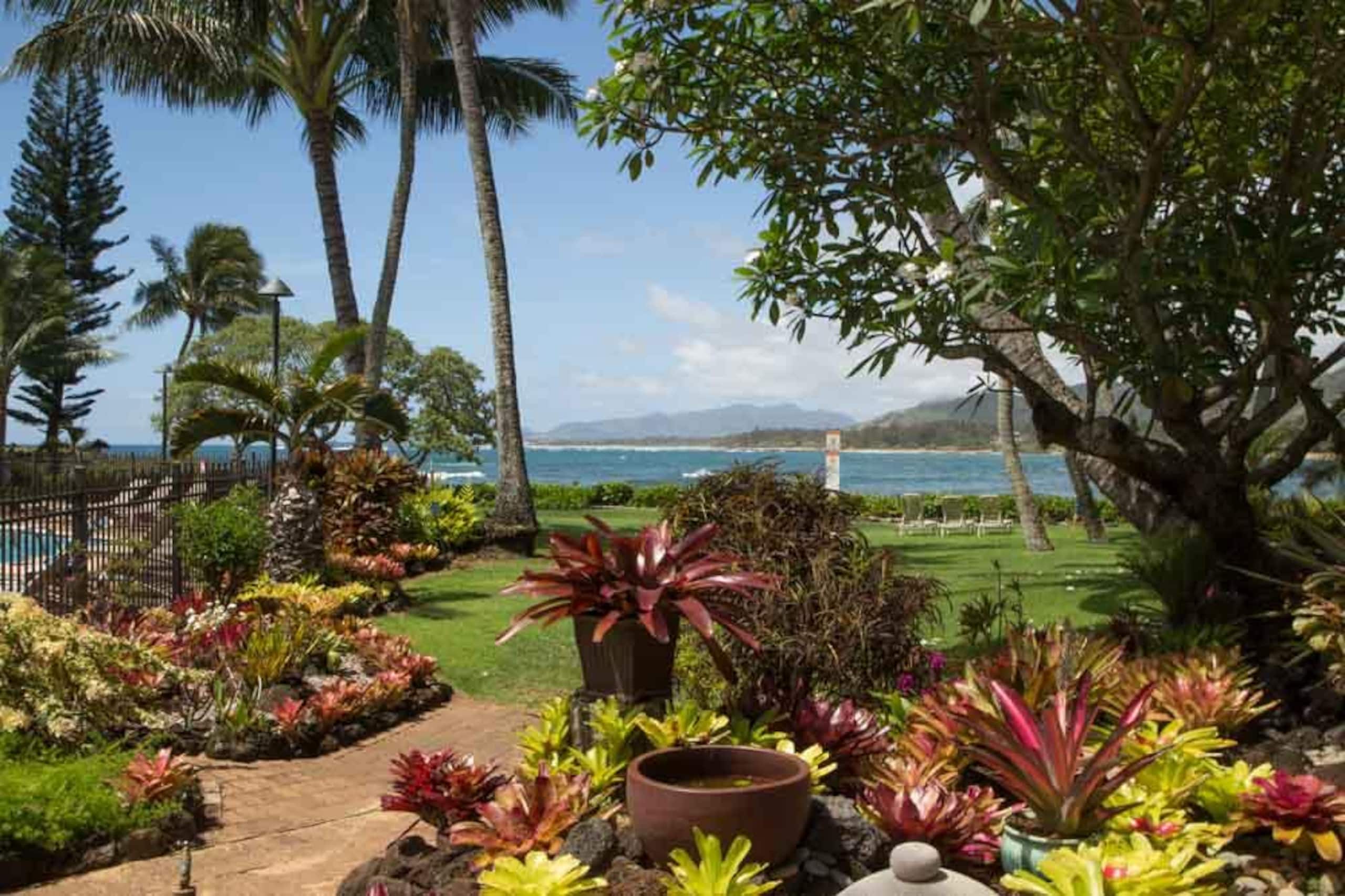 Condo in Kapaa · ★4.71 · 1 bedroom · 1 bed · 1.5 baths - Image 24