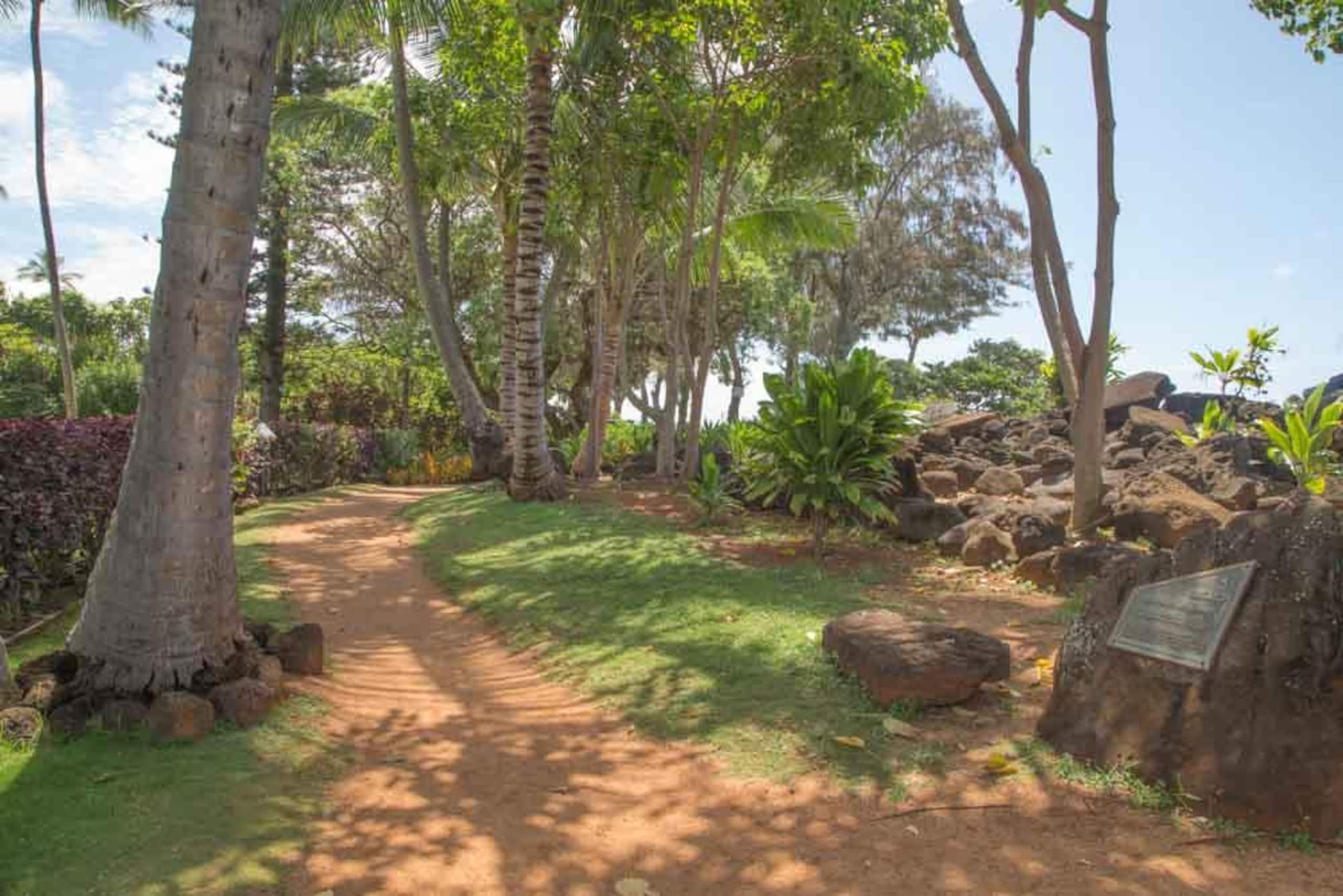 Condo in Kapaa · ★4.71 · 1 bedroom · 1 bed · 1.5 baths - Image 21