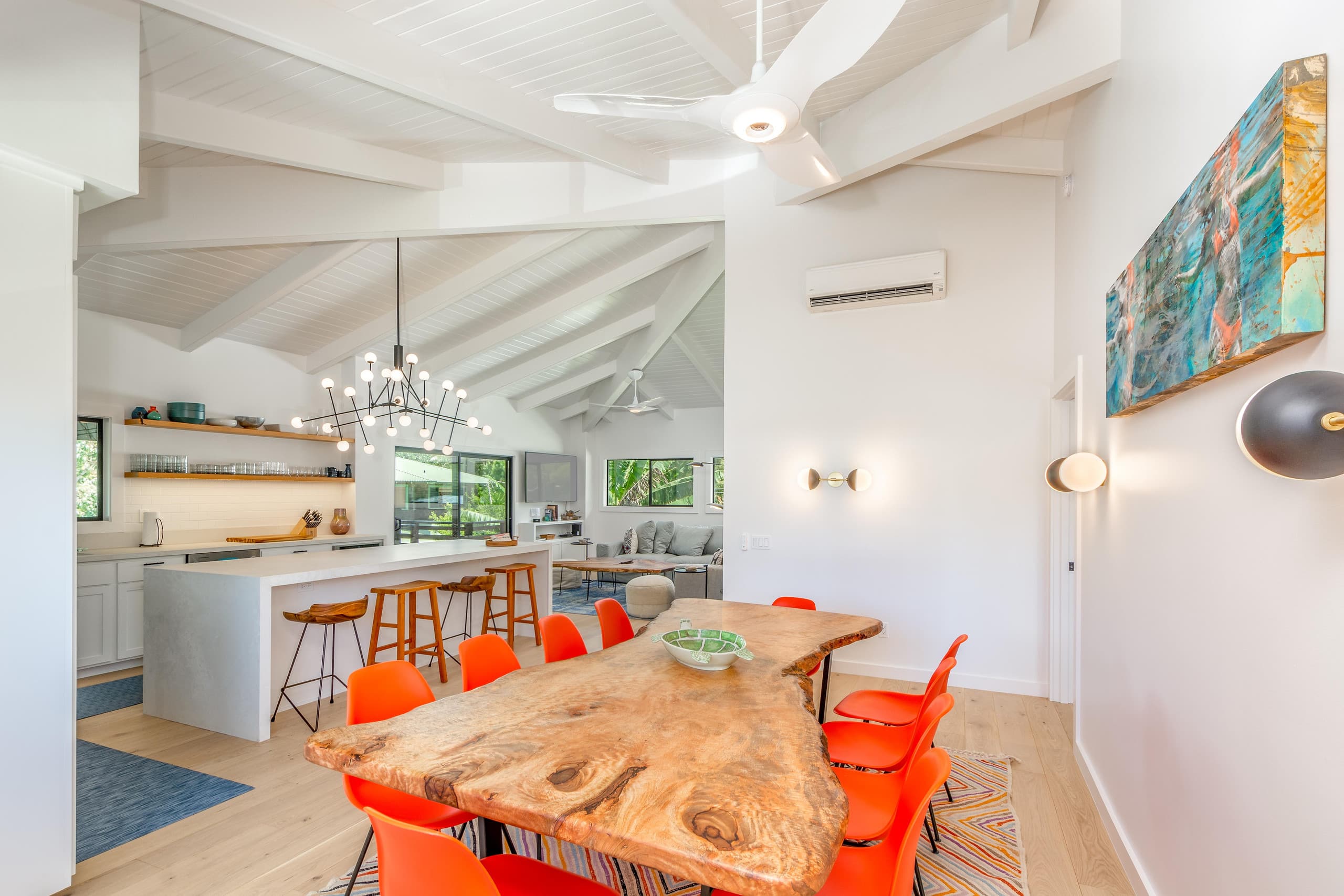 Home in Hanalei · ★4.83 · 5 bedrooms · 6 beds · 4.5 baths - Image 13