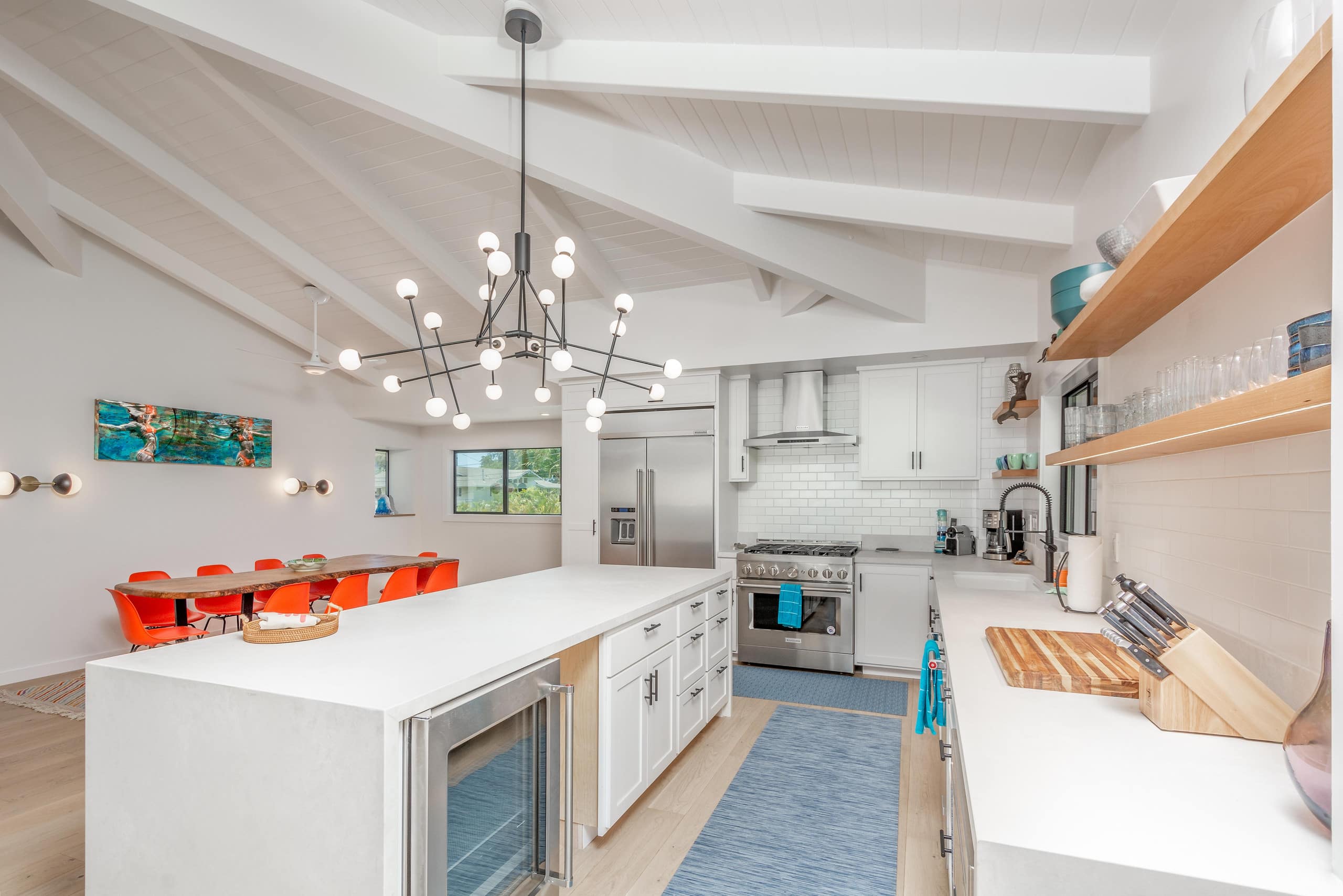 Home in Hanalei · ★4.83 · 5 bedrooms · 6 beds · 4.5 baths - Image 11