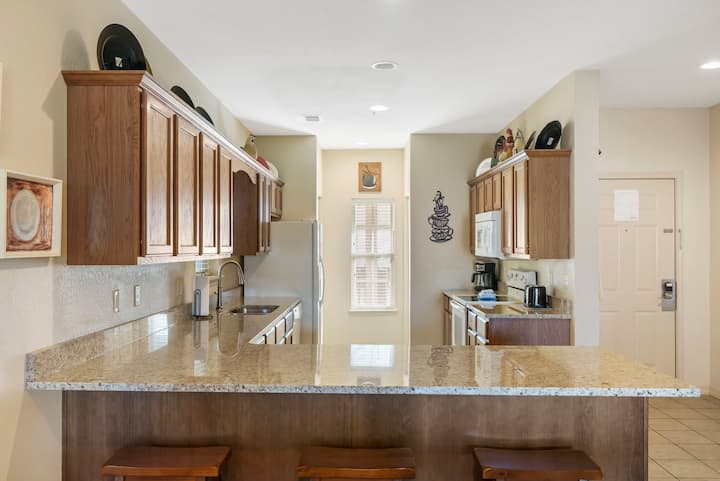 Golf Course 3br Walk-in Near Strip - Missouri