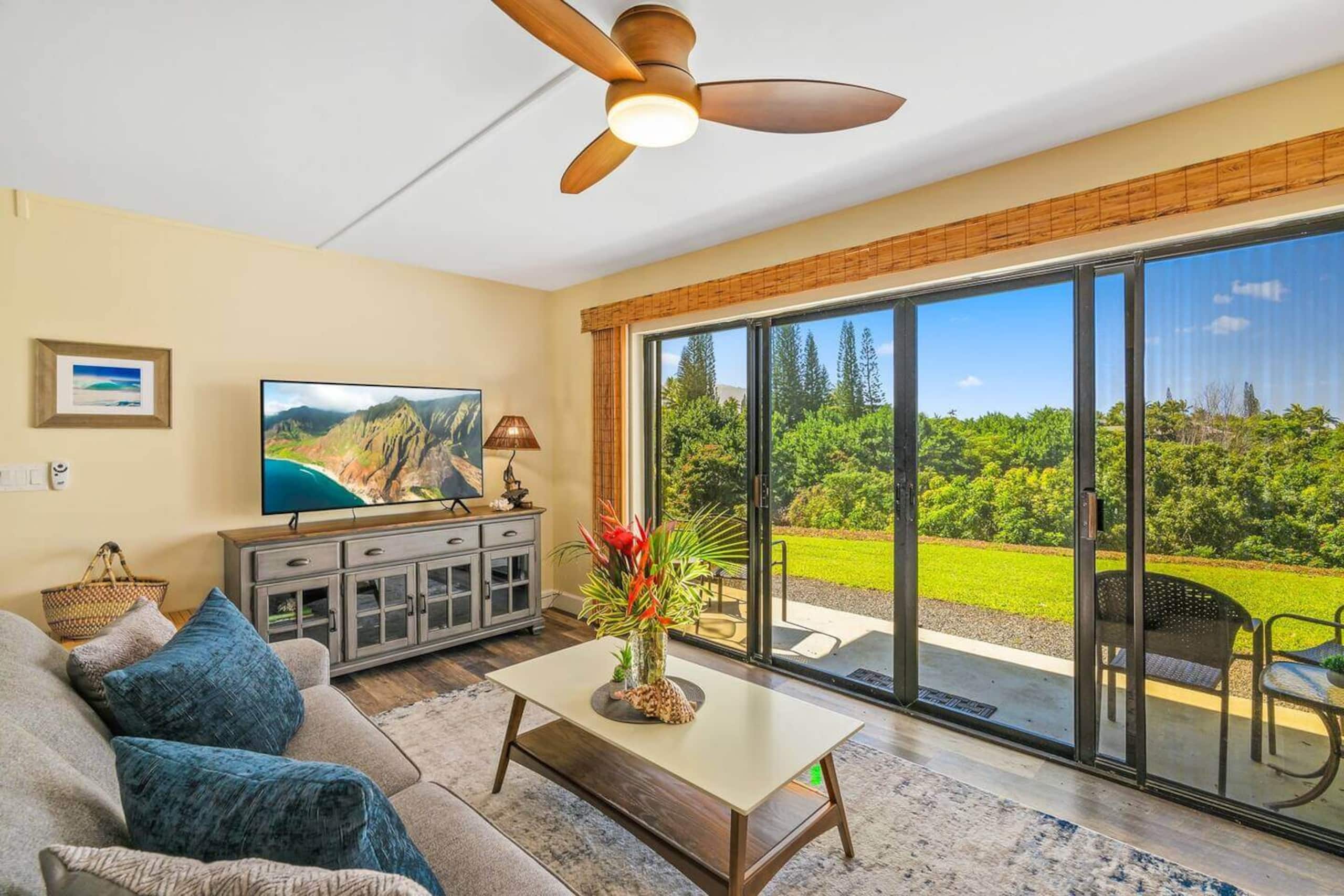 Condo in Princeville · ★4.94 · 2 bedrooms · 2 beds · 2 private baths - Image 2