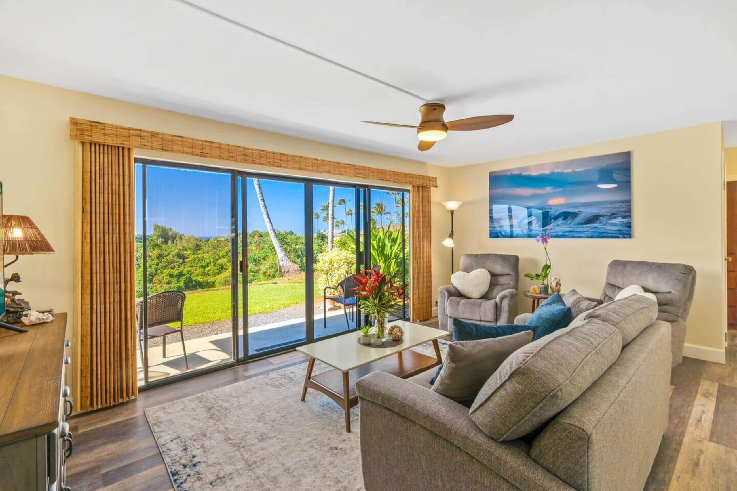 Condo in Princeville · ★4.94 · 2 bedrooms · 2 beds · 2 private baths - Image 7
