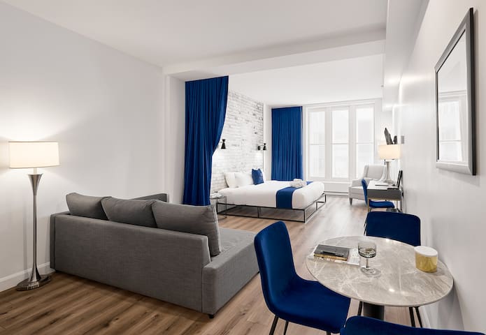 Les Lofts Du Théâtre managed Airbnb listing 3