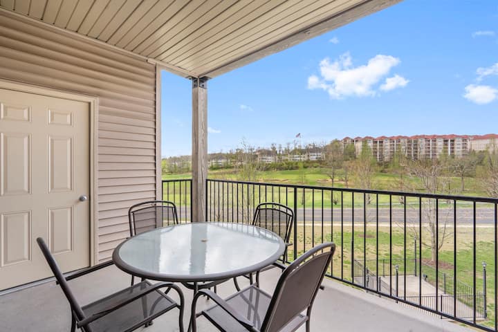 1br Condo + Queen Suite (Adjoined/lock-off Access) - Branson, MO