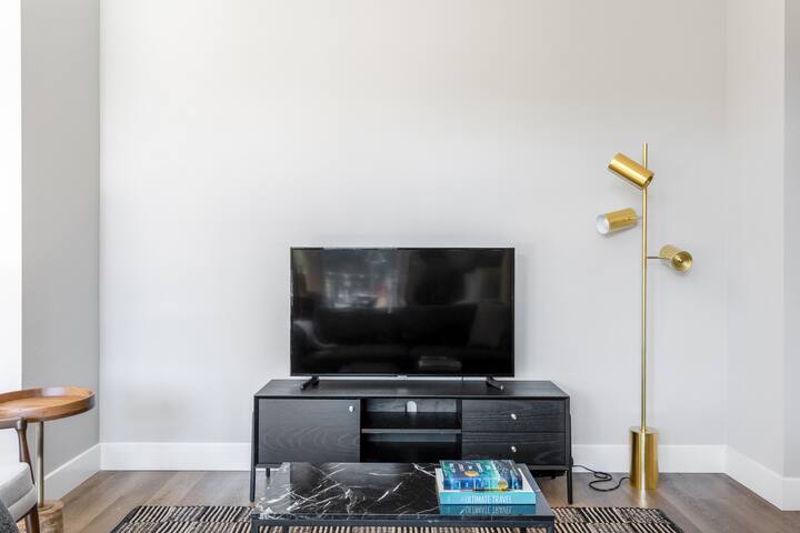 Blueground | San Carlos, rooftop lounge gallery image 3