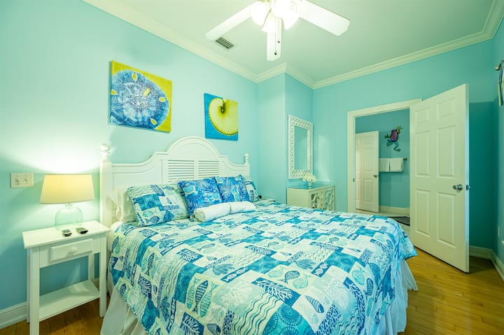 גוונים רכים וקסם של חוף הים בכל מקום