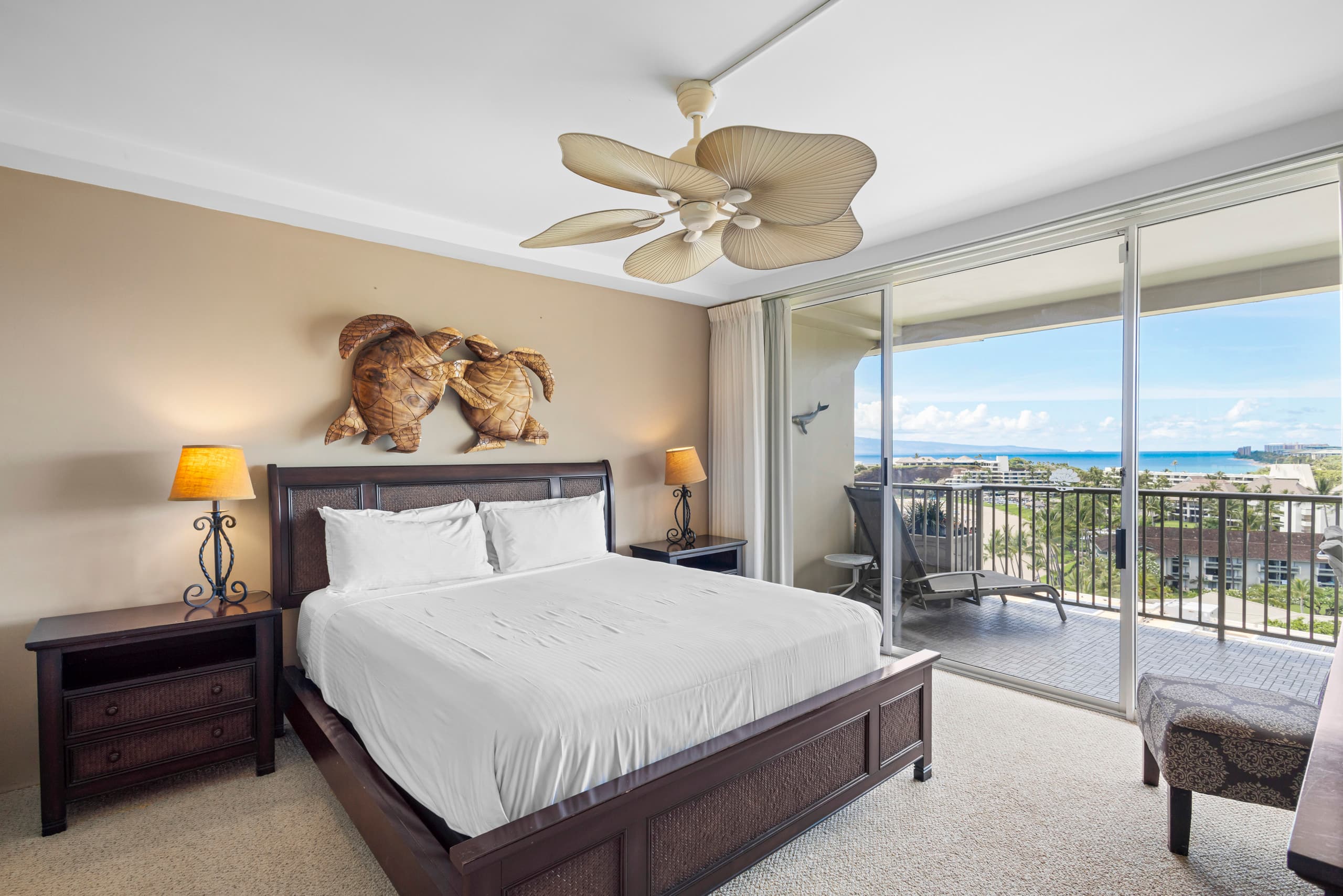 Condo in Lahaina · ★4.83 · 1 bedroom · 2 beds · 2 baths - Image 21